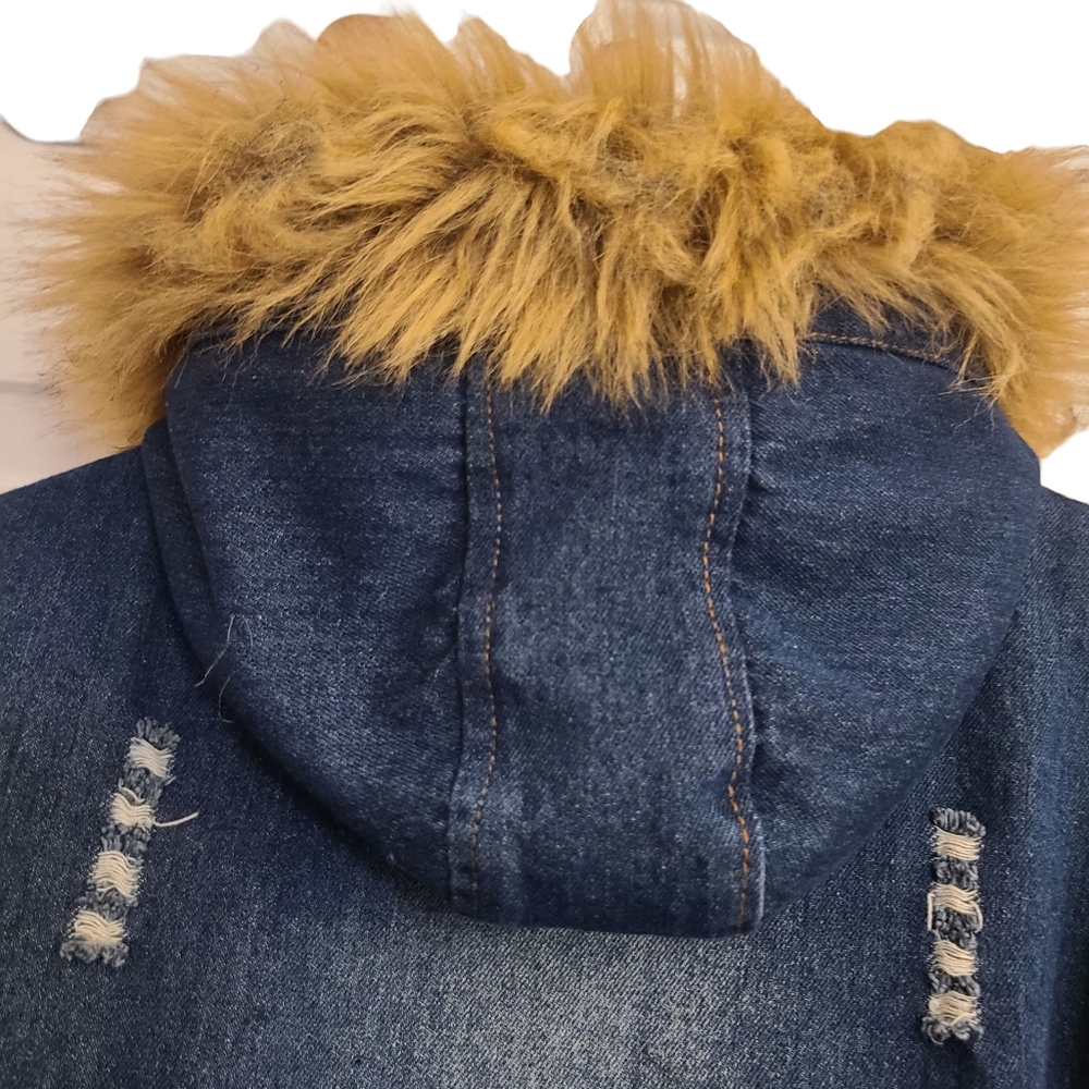 Denim Kids Jacket with Faux Fur Hood‎ Faded And Distressed Sz XL - Picture 5 of 12